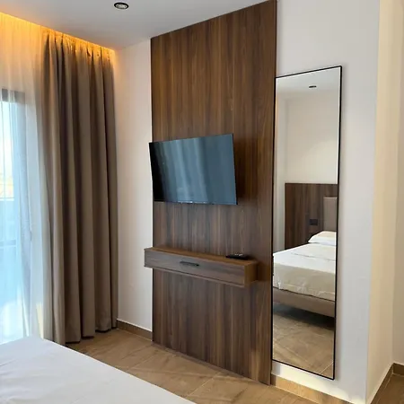 Imperial Hotel 4*